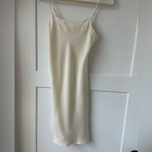Diane von Furstenberg slip, cream, size small